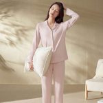 女140S长绒棉翻领长袖衫裤
